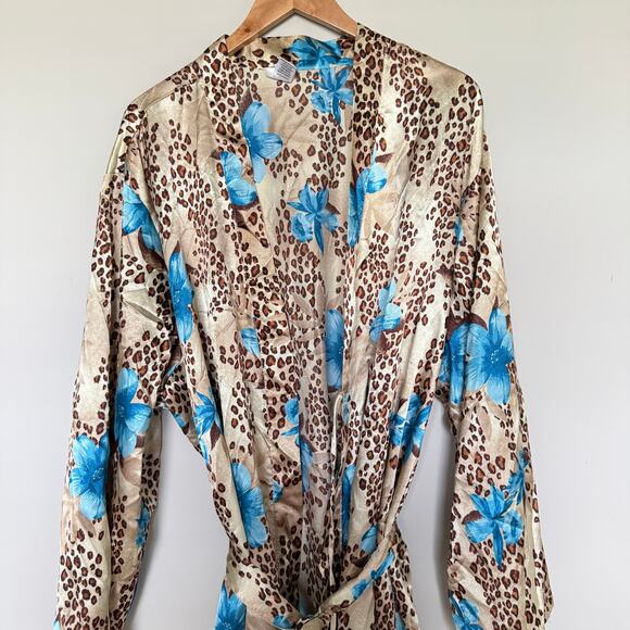 M. Vie Womens Robe 3X Plus Silky Sexy Intimate Floral Old Money Sexy Romantic - Picture 2 of 4